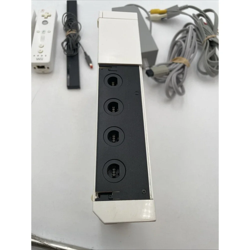 Nintendo Wii Console Bundle RVL001 GameCube Power Supply Sensor AV Cables TESTED
